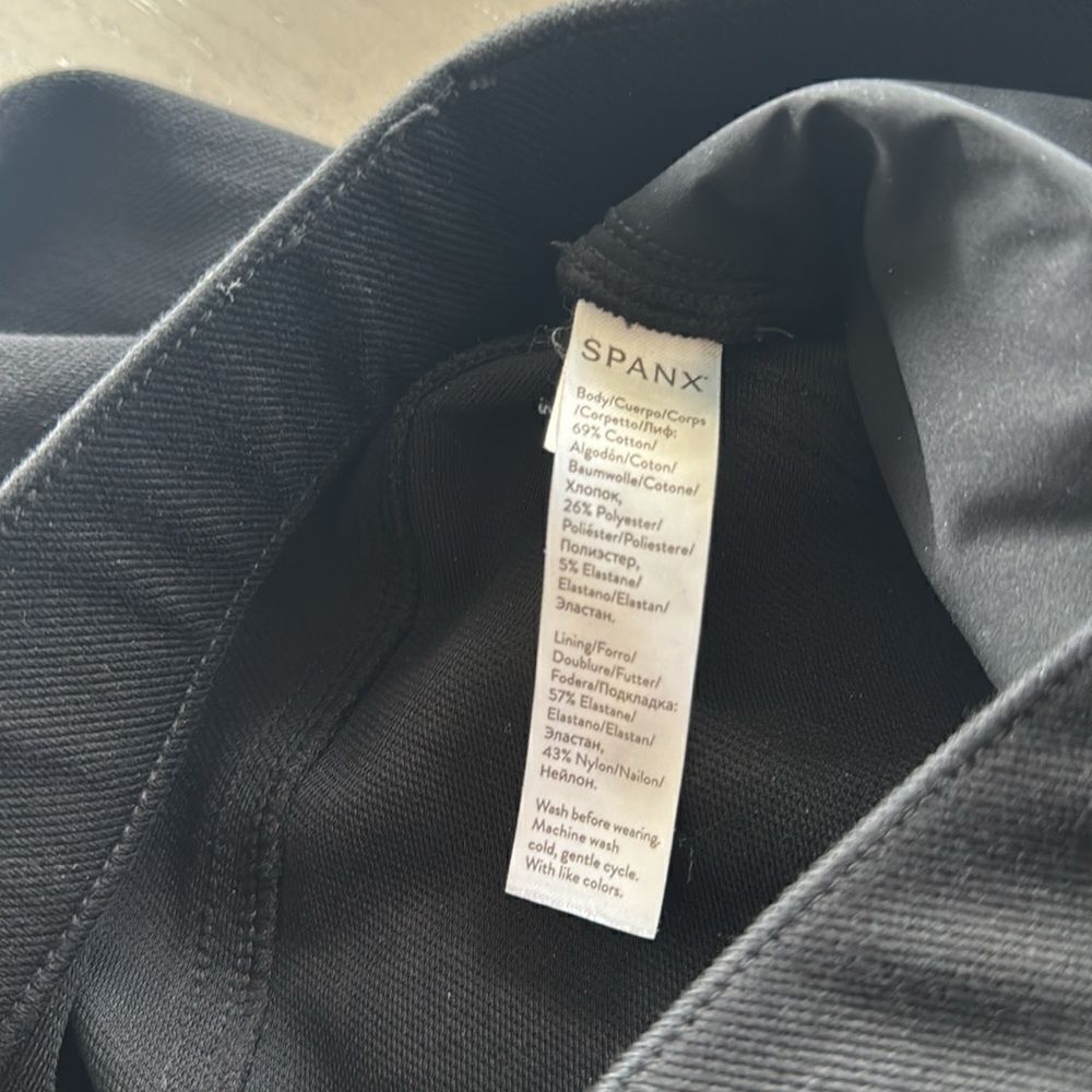 SPANX Jean-ish Pull On Ankle Leggings Black Denim Comfortable Women's Size M EUC - Picture 13 of 14